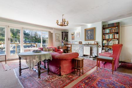 A44 - Willow Creek N