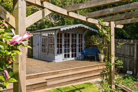 5-681b530b4600f-1290