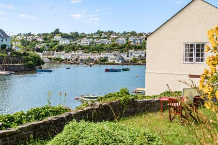 1451350 (24)