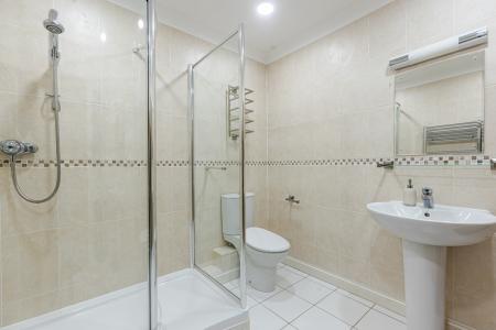 Ensuite shower room