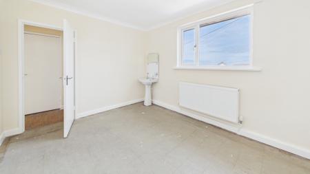 CAM02926G0-PR0340-STILL009