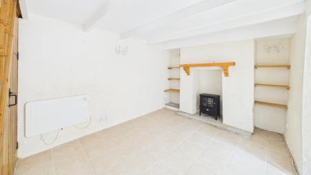 CAM01577G0-PR1035-STILL001