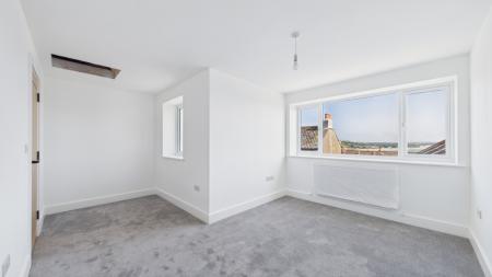 Photograph of similar propertyPhotograph of similar property