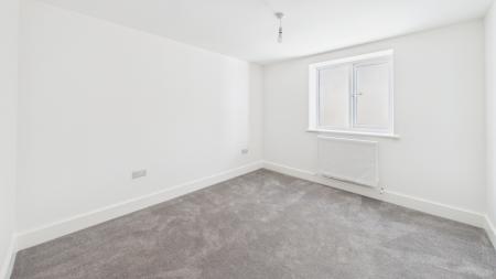 Photograph of similar propertyPhotograph of similar property