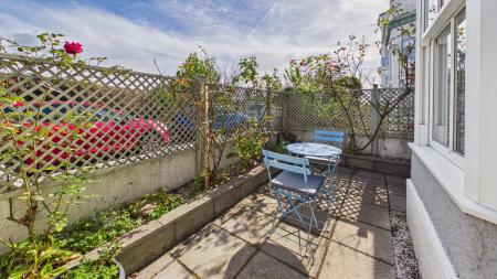 CAM02926G0-PR0362-STILL002