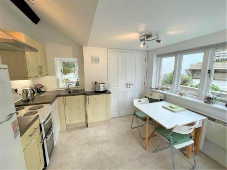 Kitchen.JPG