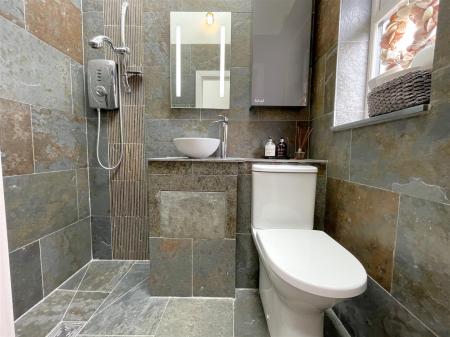 shower room .jpeg
