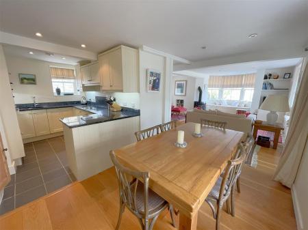 kitchen and dining room .jpg