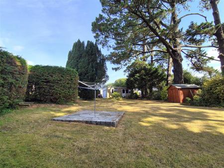 Garden and garage.jpg