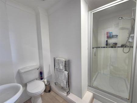 En Suite.jpg