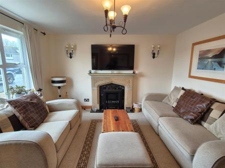 Sitting room (3).jpg