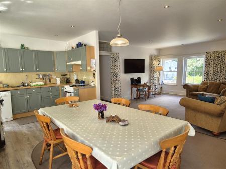 Living area (Main accommodation)