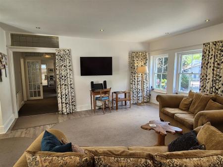 Living area (main accommodation)