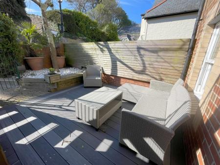 front courtyard .jpg