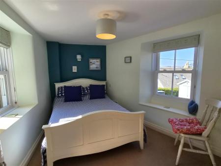 Double ground floor bedroom