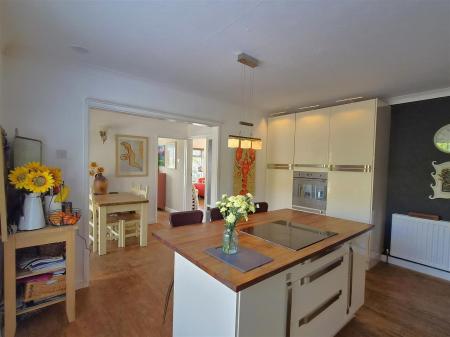 Kitchen Dining room