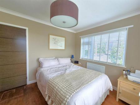 Dining room - bedroom