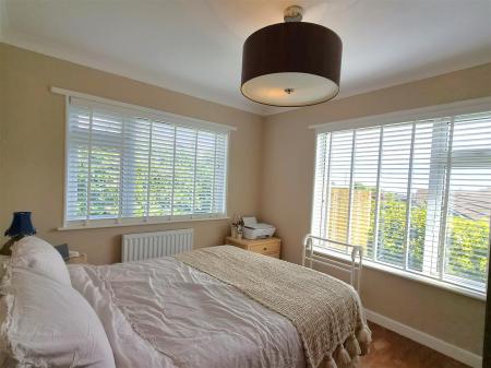 Dining room - bedroom