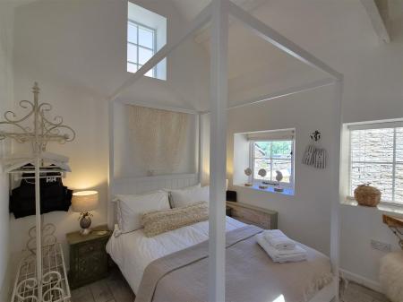 Bedroom 2.jpg