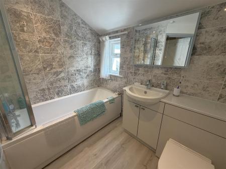 bathroom.jpeg