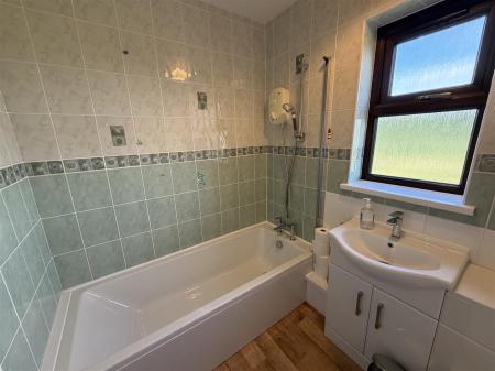 bathroom.jpeg