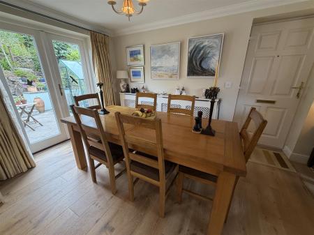 dining area.jpeg