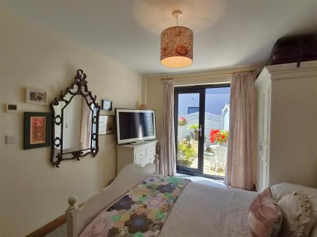 Principal bedroom