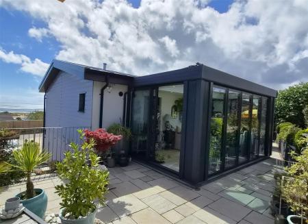 Garden room
