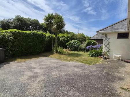 Front Garden.jpg
