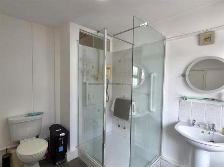 En suite shower room.jpg