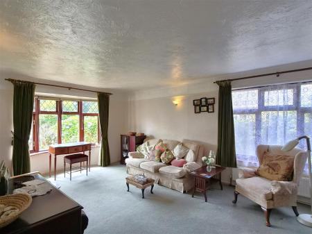 Sitting room.jpg