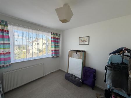 bedroom 2.jpeg