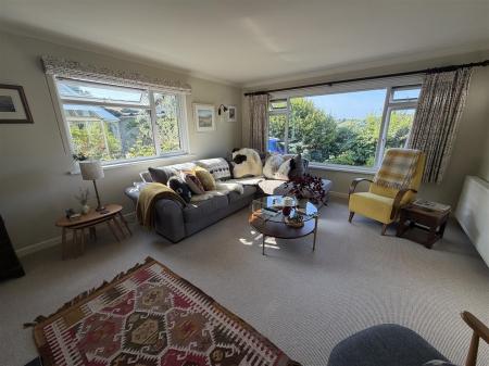 sitting room.jpeg