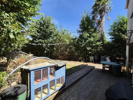 rear decking and garden
