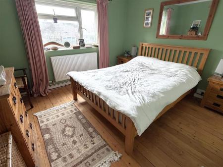 bedroom 1 - Copy.jpeg