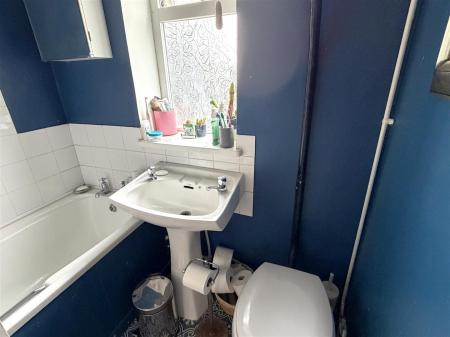 bathroom.jpeg