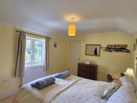 Double room 2.jpg