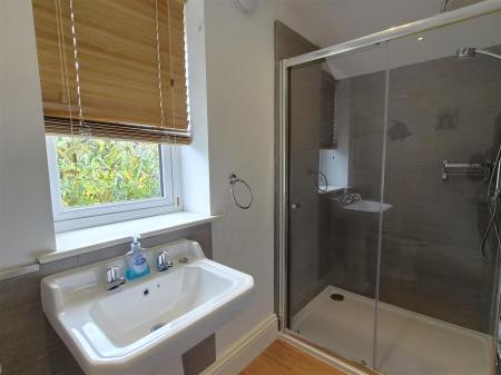 En suite .jpg