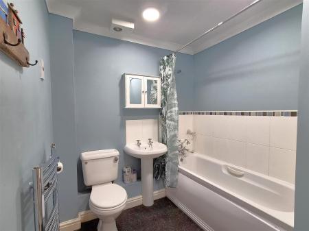 Bathroom.jpg