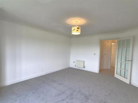 Living room 2.jpg