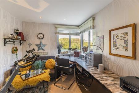 bedroom 3.jpg