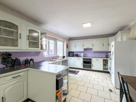 Media image 02