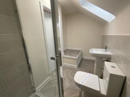 ensuite 2