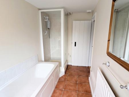 PXL_20250522_094316713.MP2