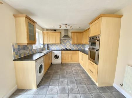 9 Chatwood Court-12