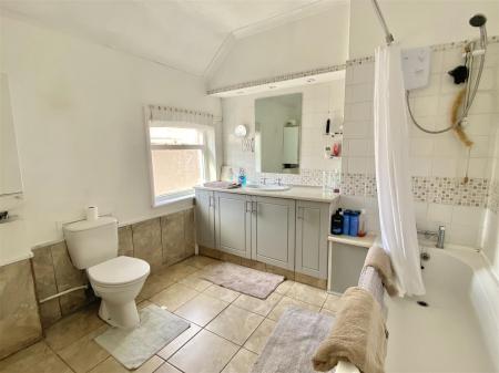 Photo 06-03-2025, 11 38 18.jpg