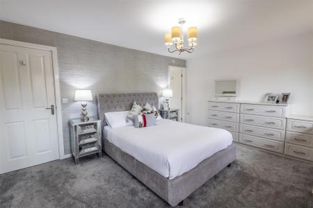 5 High Ridge Way-2.jpg