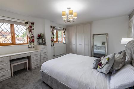 5 High Ridge Way-4.jpg