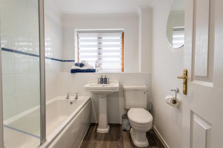 5 High Ridge Way-8.jpg