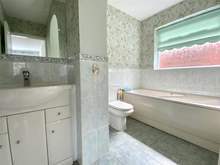 Photo 25-04-2025, 11 35 00.jpg